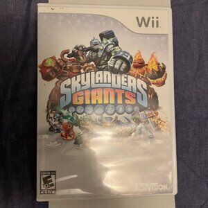 Skylanders Giants video game for the Wii
